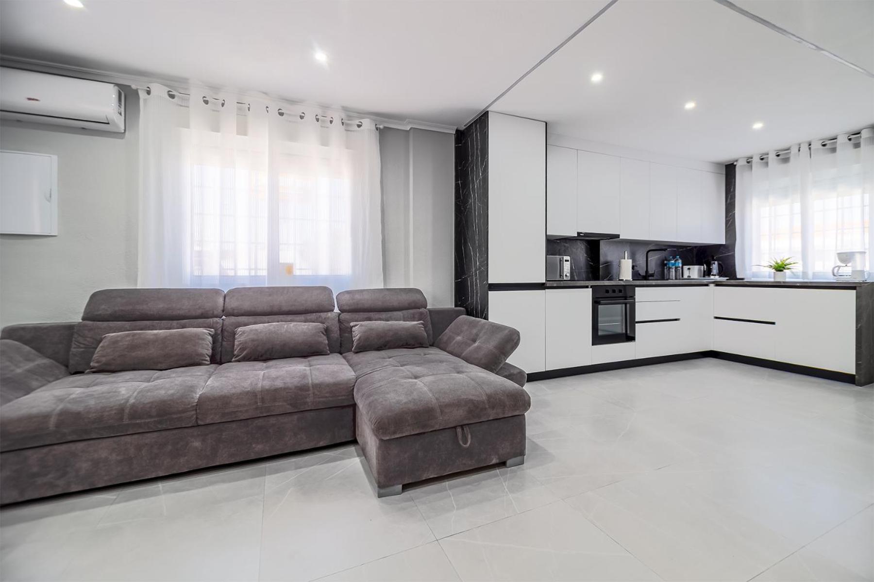 Вилла Casa Olivia With Pool Heating Fee Торевьиа Экстерьер фото